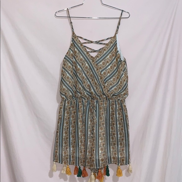 Boutique romper - Picture 10 of 15